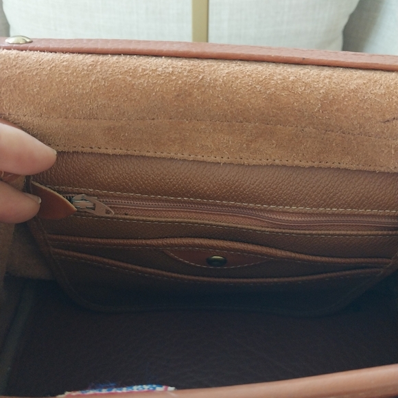 Dooney & Bourke Vintage All Weather Leather Essex Top Handle - Picture 7 of 11